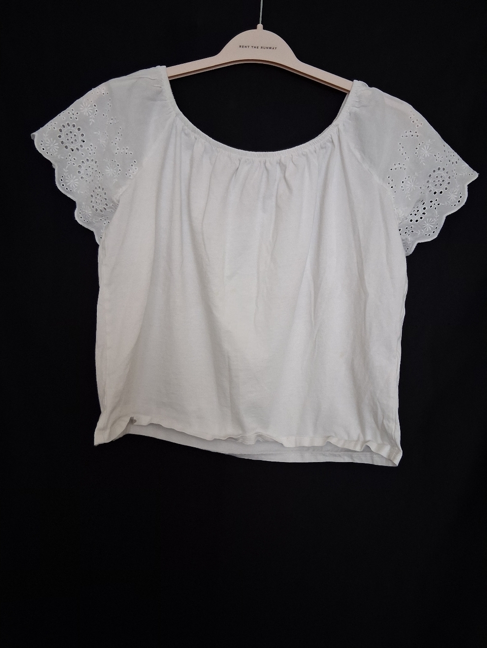 H&M White Cotton Eyelet Sleeve Top